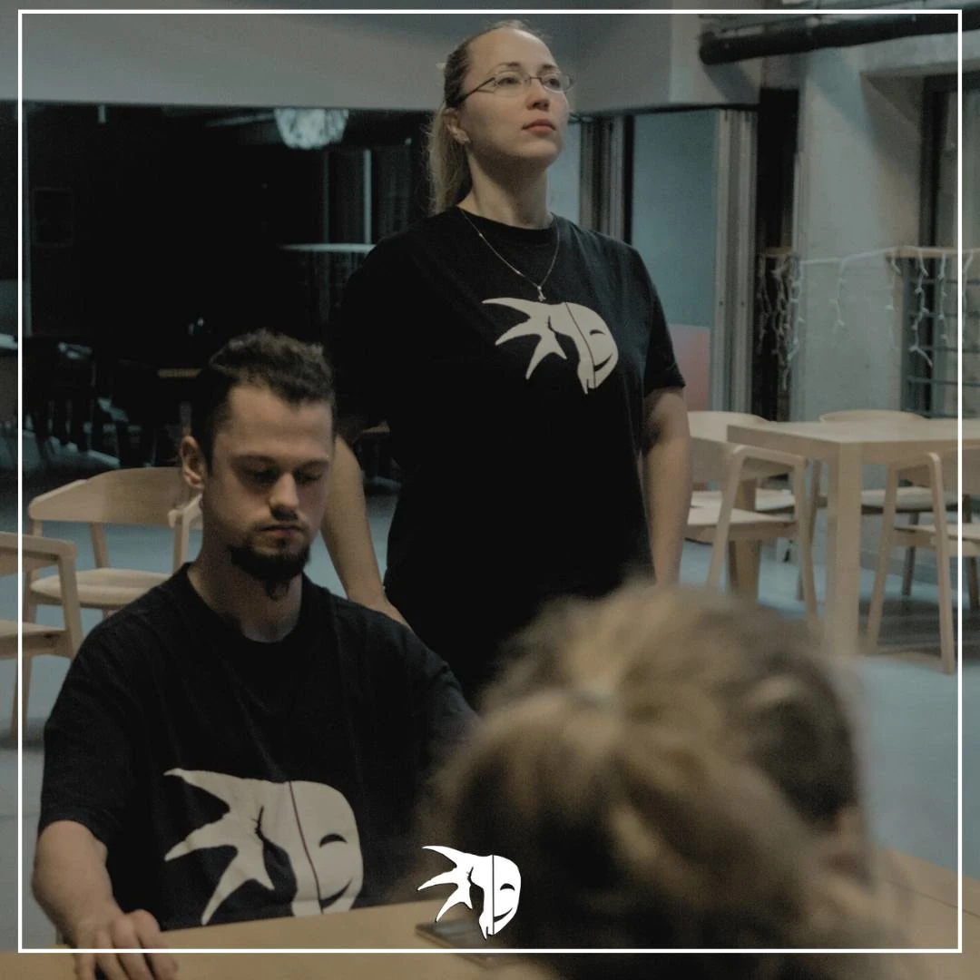 Skazańcy trafili do Khorinis. Zespół teatralny pracuje nad kolejnym spektaklem w świecie serii Gothic 7 GothucUp Skazancy Khorinis Galeria 2