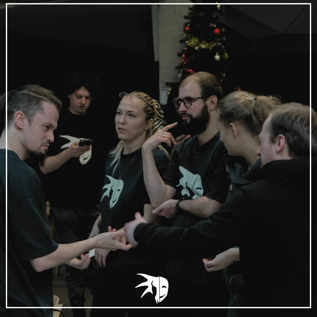 Skazańcy trafili do Khorinis. Zespół teatralny pracuje nad kolejnym spektaklem w świecie serii Gothic 10 GothucUp Skazancy Khorinis Galeria 5